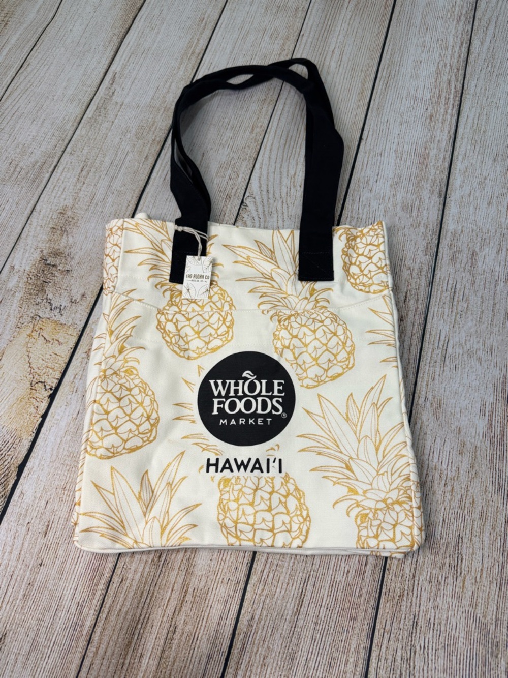 Whole Foods Hawaii Pineapple Hydro Tote Bag NWT Tag Aloha Co Beach Canvas